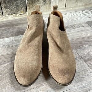 Lucky Brand Tan Suede Bootie sz 8.5  39